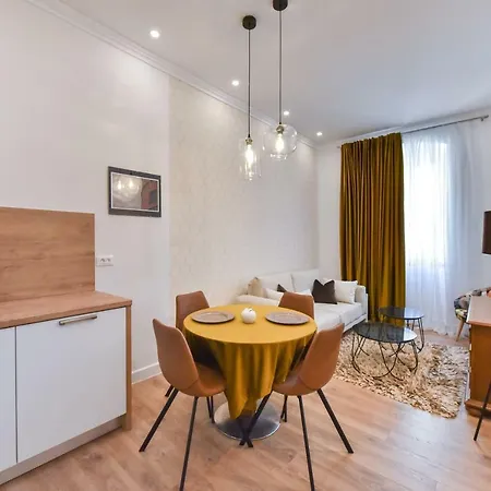 Center Simeon Apartament Zadar